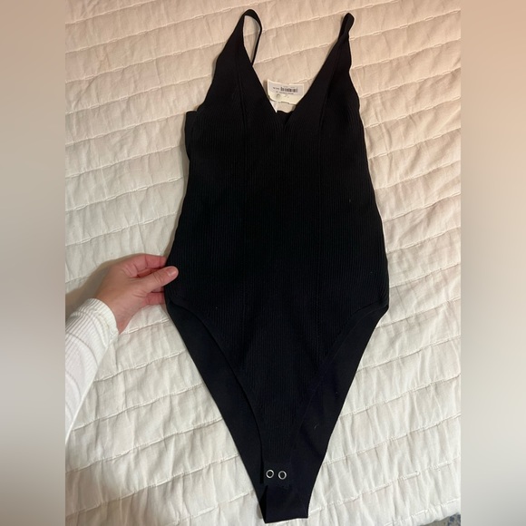 NWT Wishlist black ribbed bodysuit size medium - Picture 2 of 4
